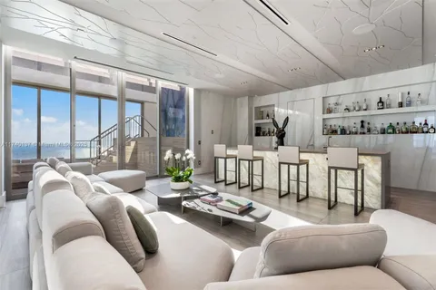 18975 Collins Ave # 00, Sunny Isles Beach FL 33160