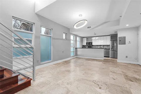 1545 Jefferson Ave # 103, Miami Beach FL 33139