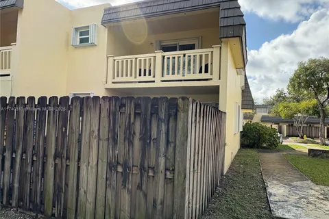 8317 SW 137th Ave # 8317, Miami FL 33183