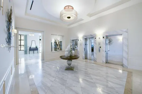1300 Ponce De Leon Blvd # 910, Coral Gables FL 33134