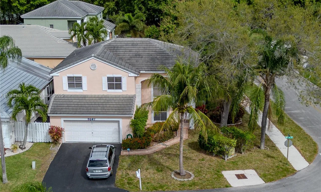 5267 NW 55th St, Coconut Creek FL 33073