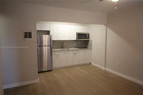301 Sharar Ave # 4, Opa-Locka FL 33054