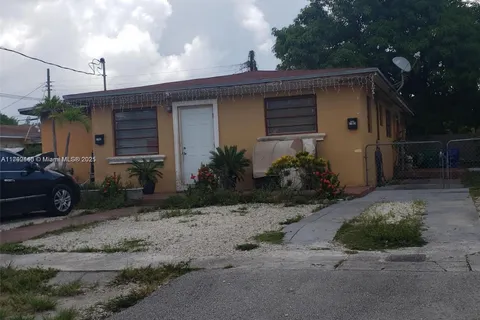 2785 SW 31st Ave, Miami FL 33133