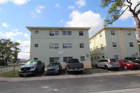 14140 NW 24th Ct # 203, Opa-Locka FL 33054