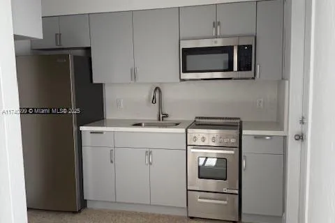 25 NW 48th Pl # 1, Miami FL 33126