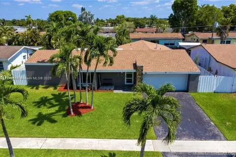 11421 NW 30th Pl, Sunrise FL 33323