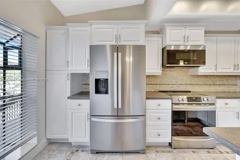 2027 SW 15th ST # 170, Deerfield Beach FL 33442