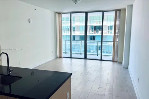 79 SW 12th St, Miami FL 33130