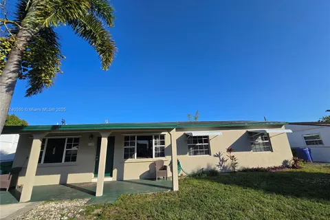 2100 SW 46th Ter, Fort Lauderdale FL 33317