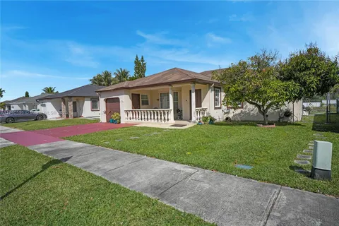 15921 SW 143rd Ave, Miami FL 33177