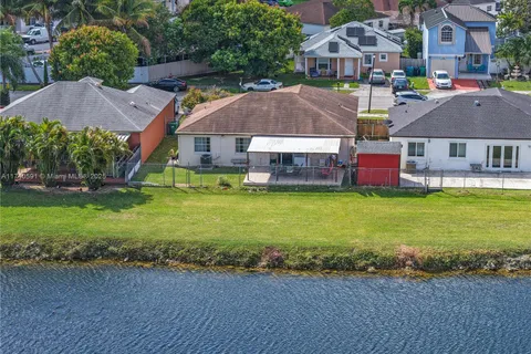 15921 SW 143rd Ave, Miami FL 33177