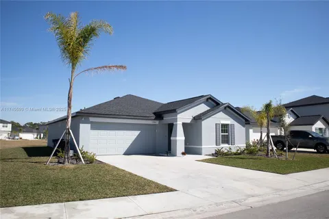 17762 Paradiso Way, Fort Myers FL 33917