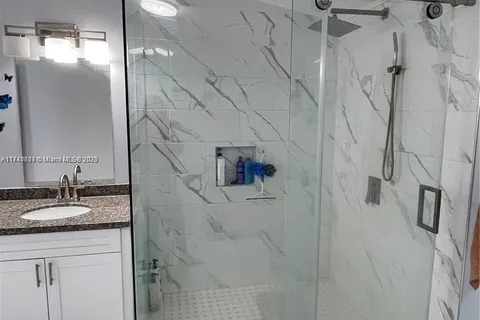 19800 SW 180th Ave # 588, Miami FL 33187