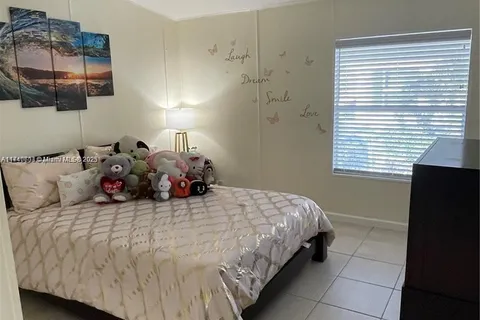 19800 SW 180th Ave # 588, Miami FL 33187