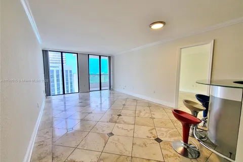 555 NE 15th St # 33D, Miami FL 33132