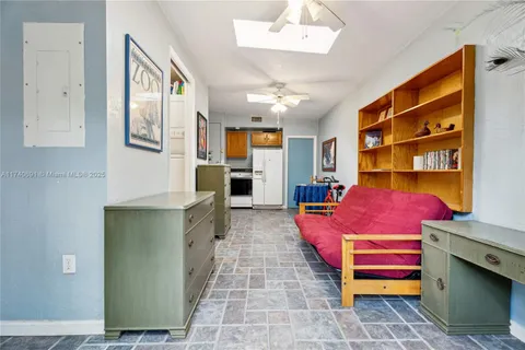 4160 Lybyer Ave (IN LAW QUARTERS), Miami FL 33133
