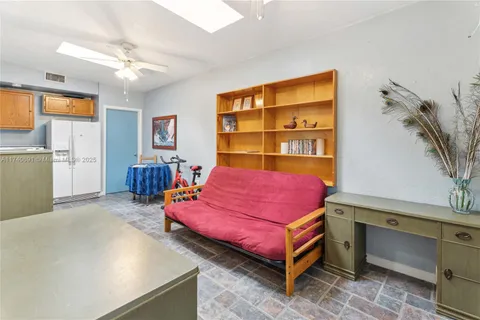 4160 Lybyer Ave (IN LAW QUARTERS), Miami FL 33133