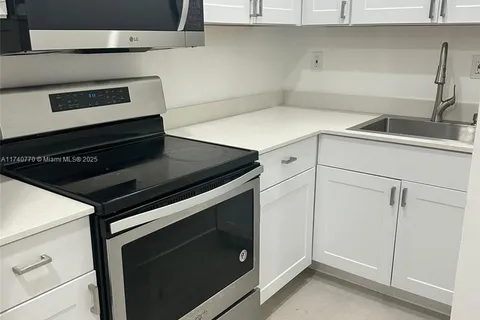 5021 SW 29th Ter # 2, Dania Beach FL 33312