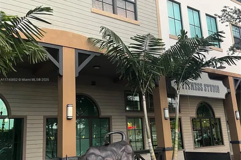 4100 SW 64th Ave # 406, Davie FL 33314