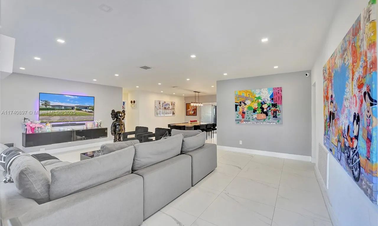 3630 N 55th Ave, Hollywood FL 33021