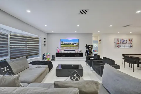 3630 N 55th Ave, Hollywood FL 33021