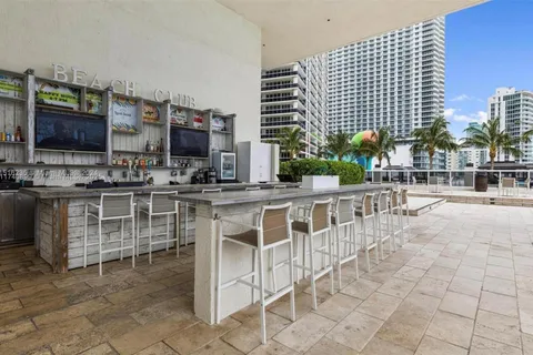 1800 S Ocean Dr # 3808, Hallandale Beach FL 33009