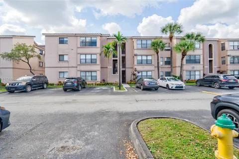 2866 S University Dr # 5307, Davie FL 33328