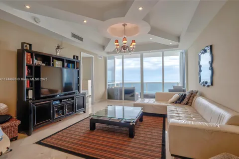 18101 Collins Ave # 4208, Sunny Isles Beach FL 33160