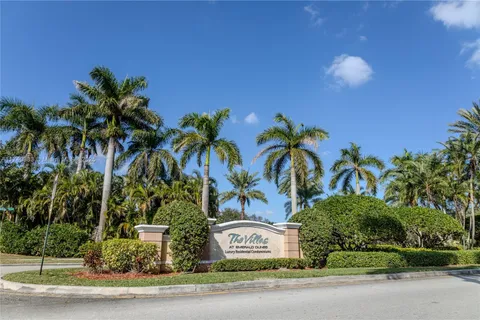 6565 Emerald Dunes Dr # 302, West Palm Beach FL 33411