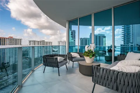 17550 Collins Ave # 1501, Sunny Isles Beach FL 33160