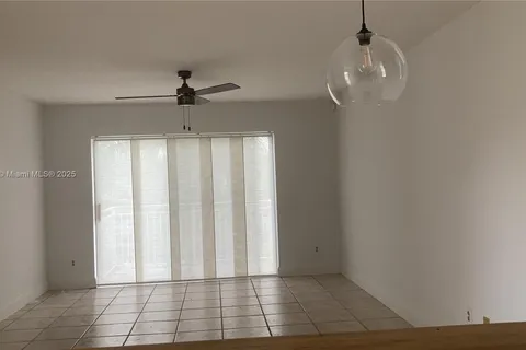 11201 NW 13 ST # 201, Pembroke Pines FL 33025