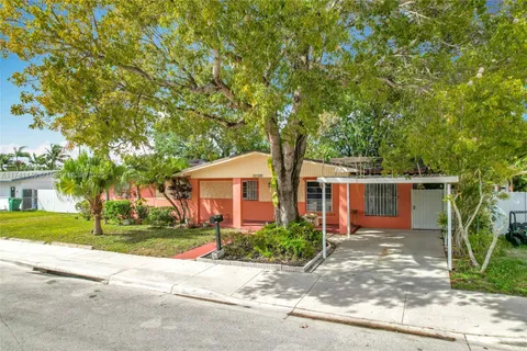 22320 SW 114 Ave, Miami FL 33170