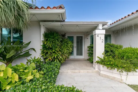 412 Ridgewood Rd, Key Biscayne FL 33149