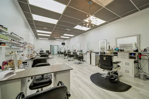 Hair Salon & Spa For Sale Nearby Miami Lakes, Hialeah FL 33015