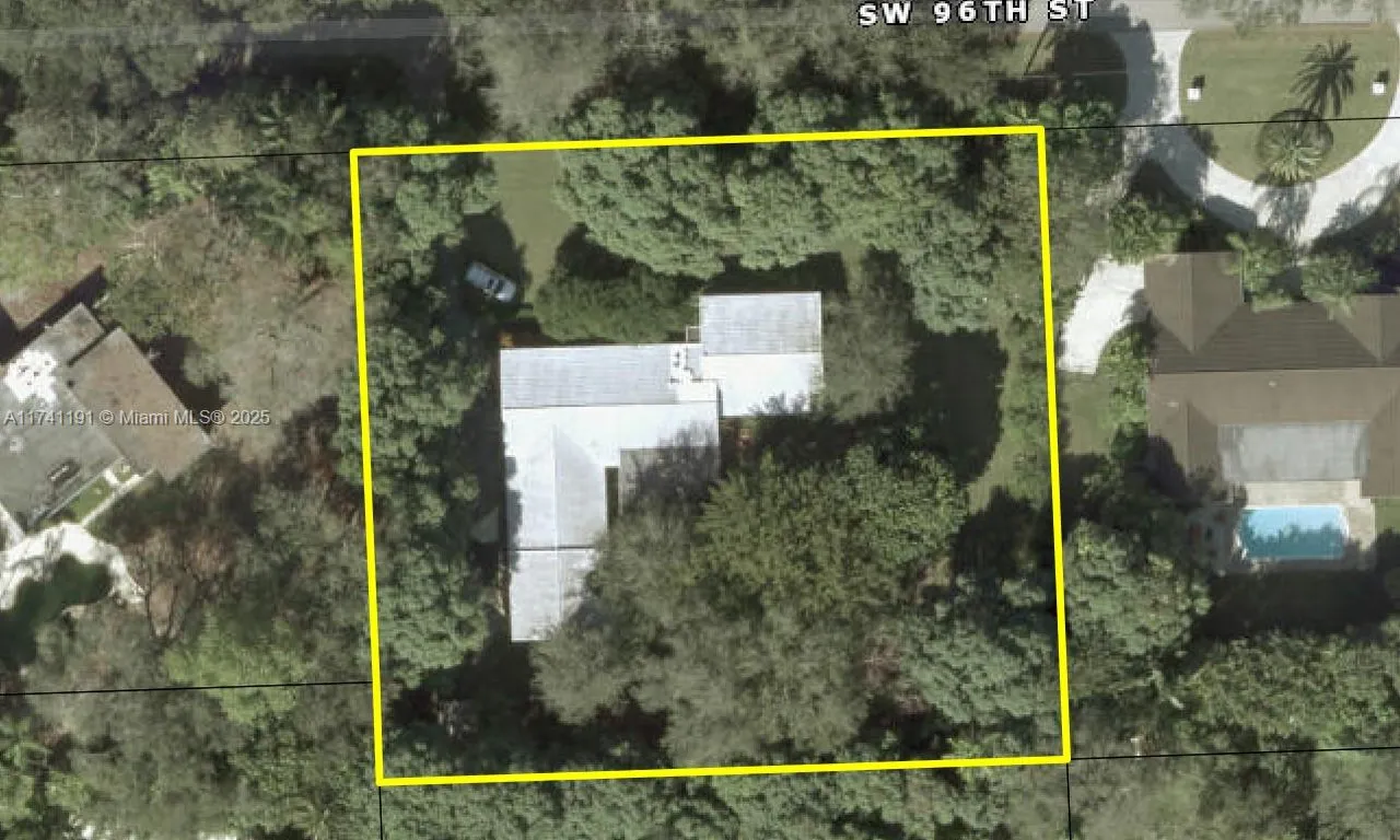 5898 SW 96th St, Pinecrest FL 33156