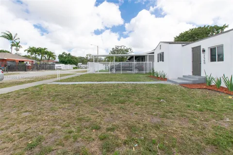 2560 NW 55th Ter, Miami FL 33142