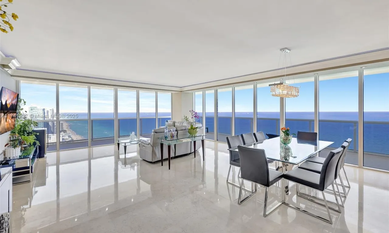 1830 S Ocean Dr # 3901, Hallandale Beach FL 33009