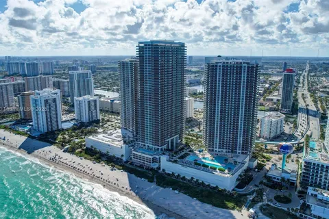 1830 S Ocean Dr # 3901, Hallandale Beach FL 33009