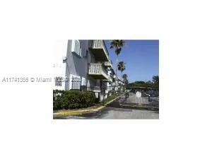 15201 NE 6th Ave # C302, Miami FL 33162