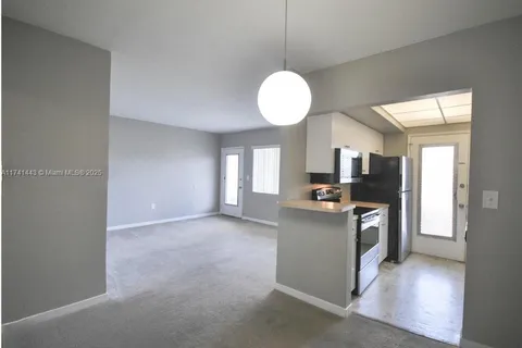 10190 E Bay Harbor Dr # 9F, Bay Harbor Islands FL 33154
