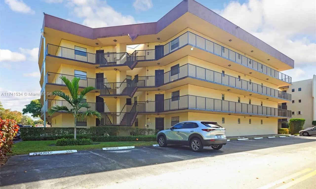 6855 W Broward Blvd # 304, Plantation FL 33317