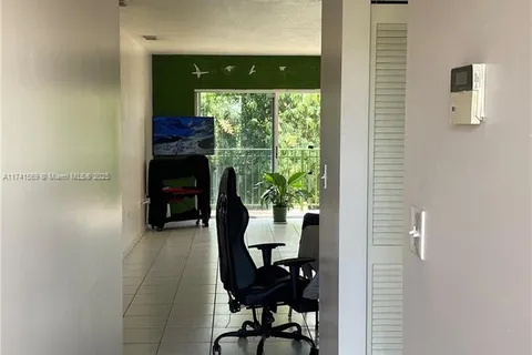 700 SE 9th Ct # 206, Hialeah FL 33010