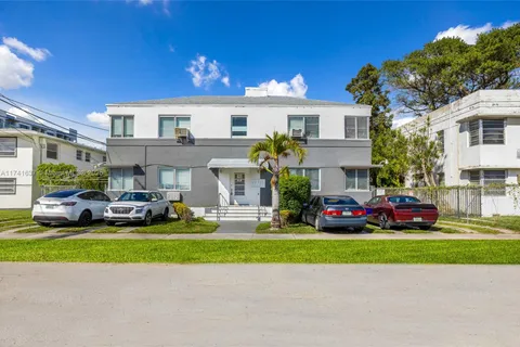 539 NE 82nd Ter, Miami FL 33138