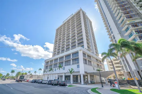 1720 HARRISON STREET # 15E, Hollywood FL 33020