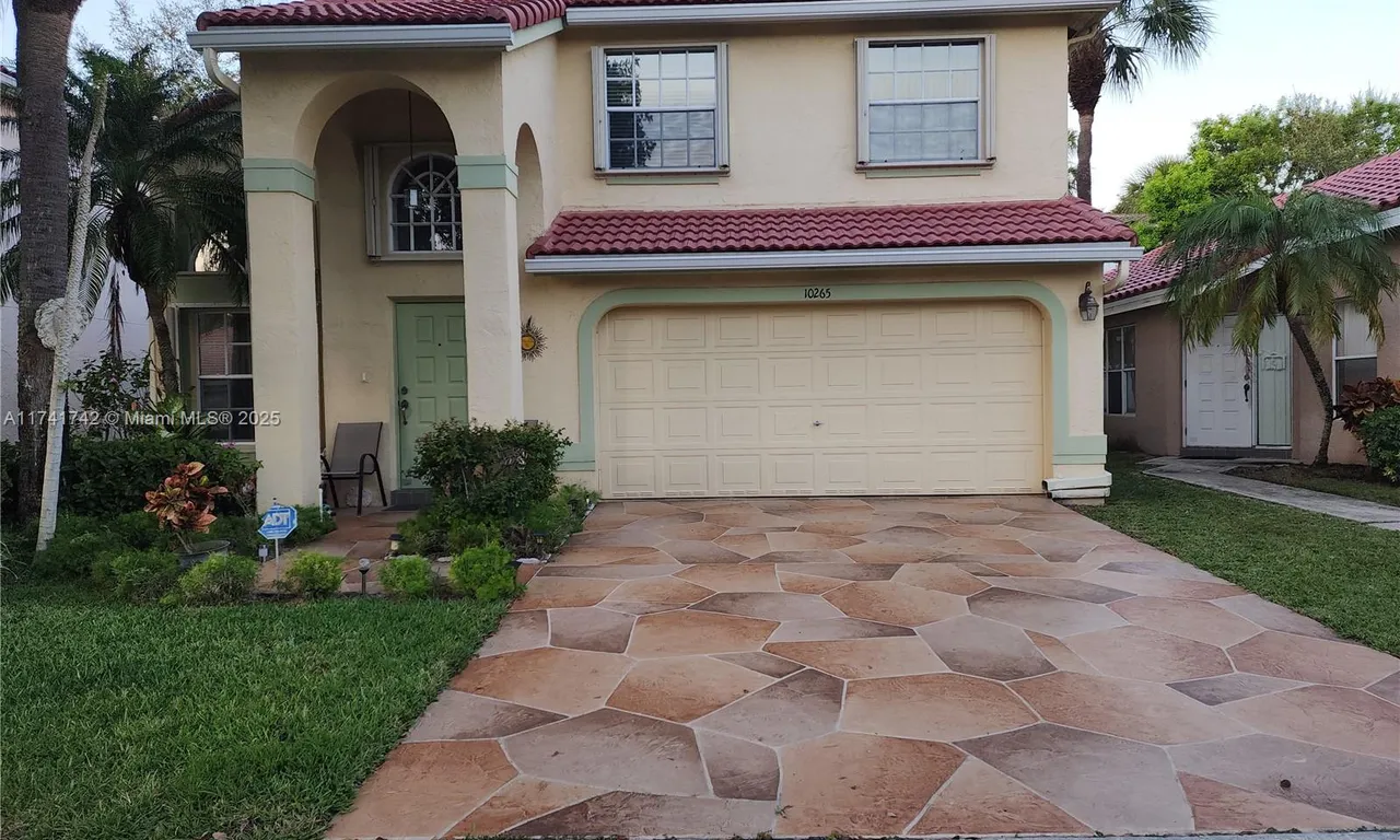 10265 N Serene Meadow Dr N, Boca Raton FL 33428