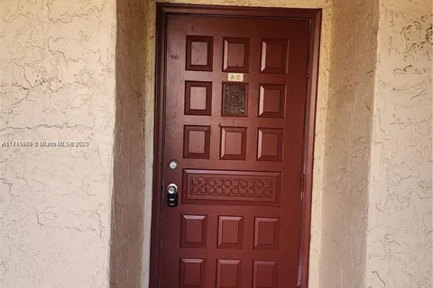 3050 Riverside Dr # 2A, Coral Springs FL 33065