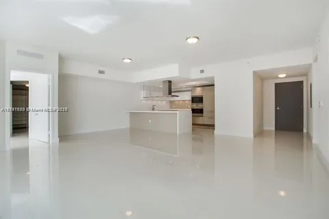 17301 Biscayne Blvd # 1103, North Miami Beach FL 33160