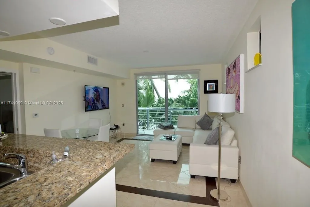 110 Washington Ave # 1512, Miami Beach FL 33139