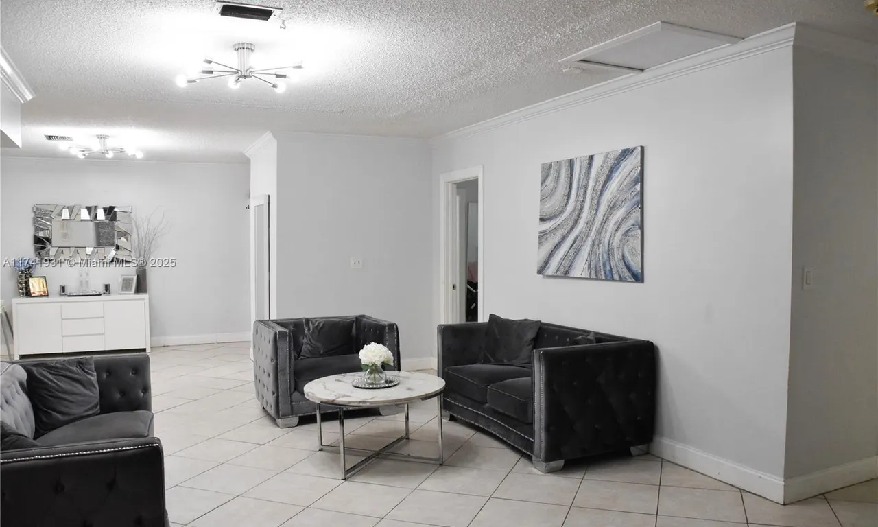 5092 Sheridan St # 1, Hollywood FL 33021