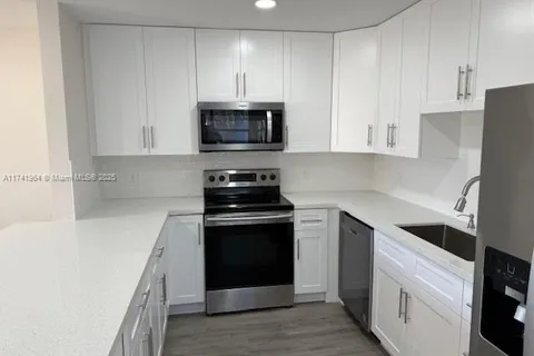 571 Brittany L # 571, Delray Beach FL 33446
